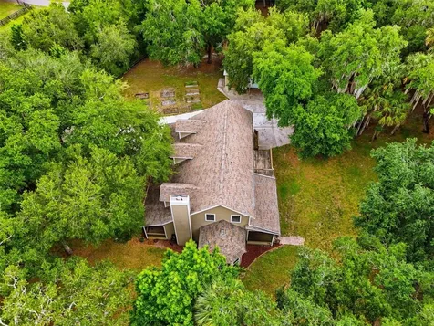 381 N Jungle Road Geneva FL 32732