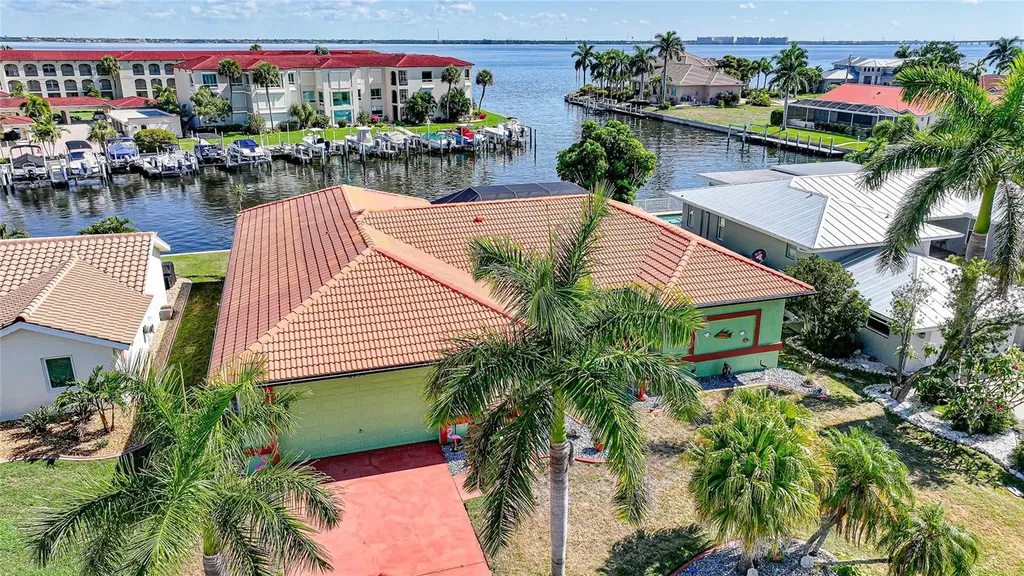 2750 Aqua Court Punta Gorda FL 33950