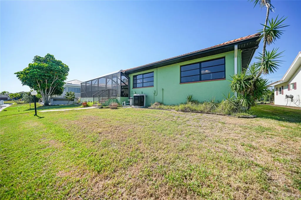 2750 Aqua Court Punta Gorda FL 33950