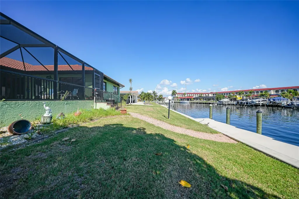 2750 Aqua Court Punta Gorda FL 33950