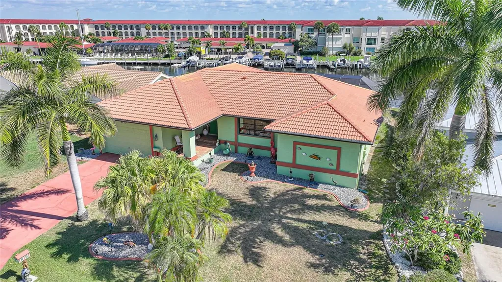 2750 Aqua Court Punta Gorda FL 33950