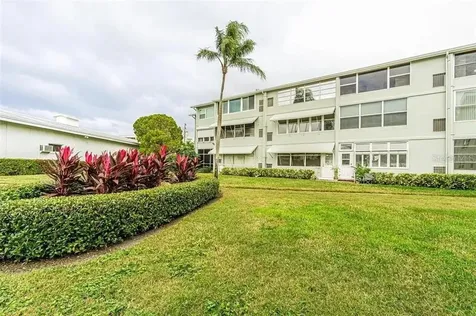 1898 Shore Drive S South Pasadena FL 33707