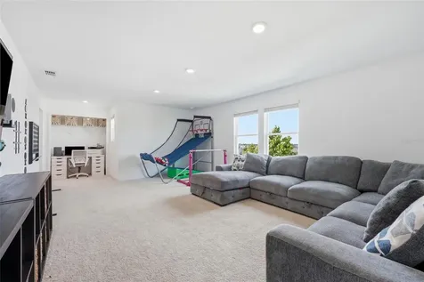 1017 Calico Pointe Circle Groveland FL 34736