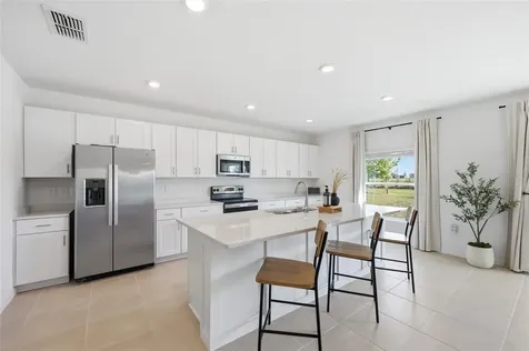 1017 Calico Pointe Circle Groveland FL 34736
