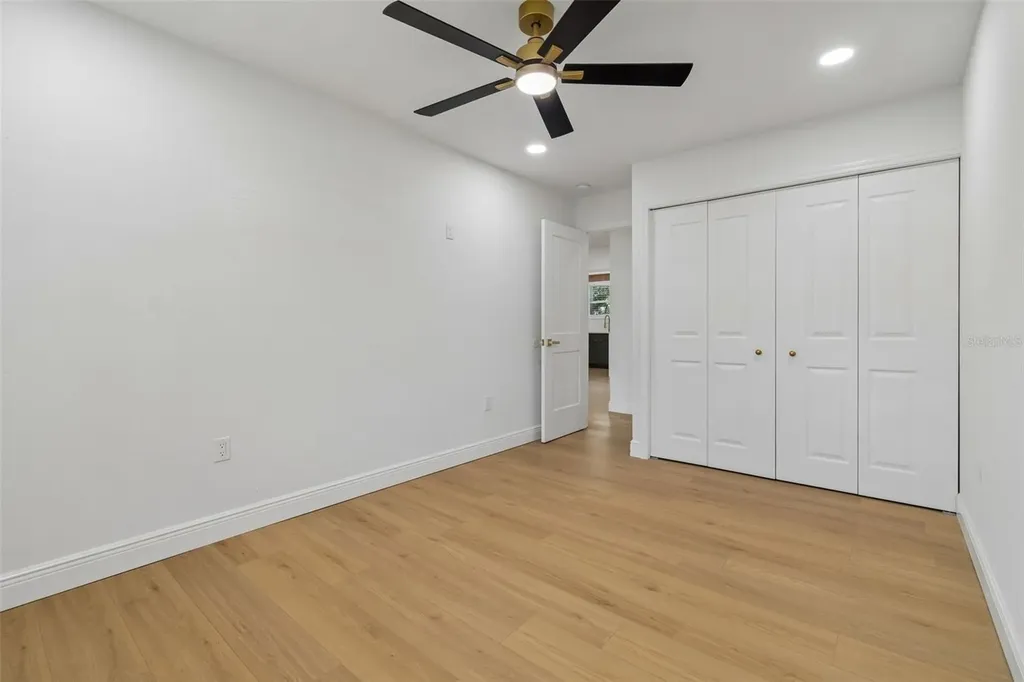 2102 W Ferris Avenue Tampa FL 33603