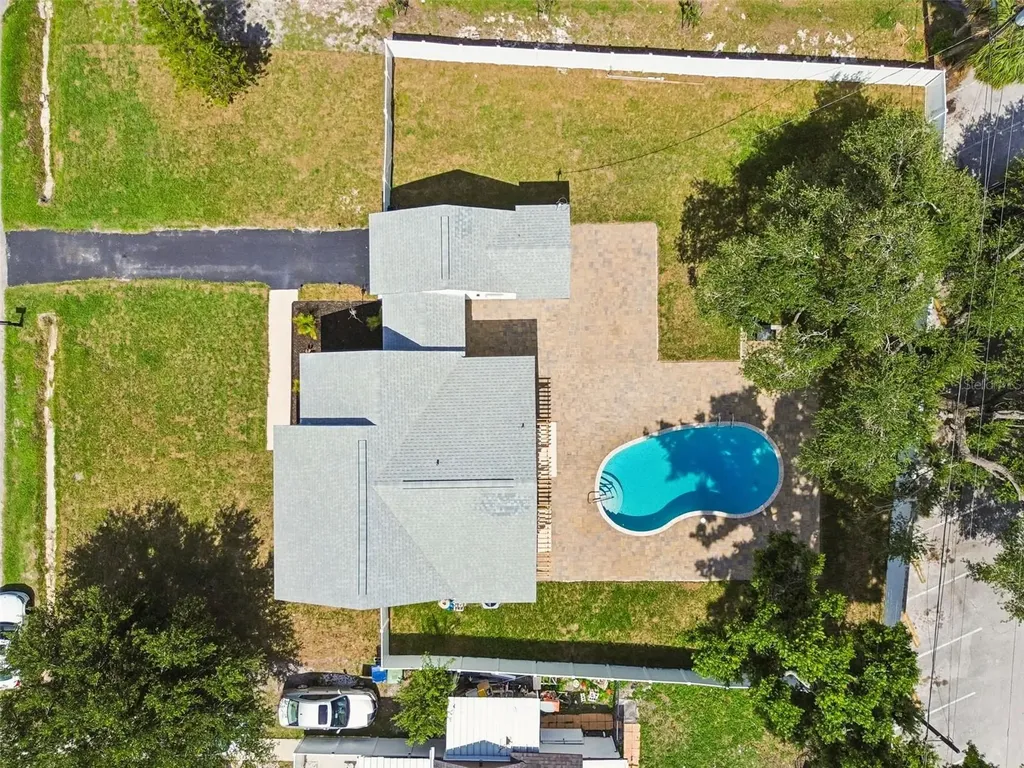 2102 W Ferris Avenue Tampa FL 33603