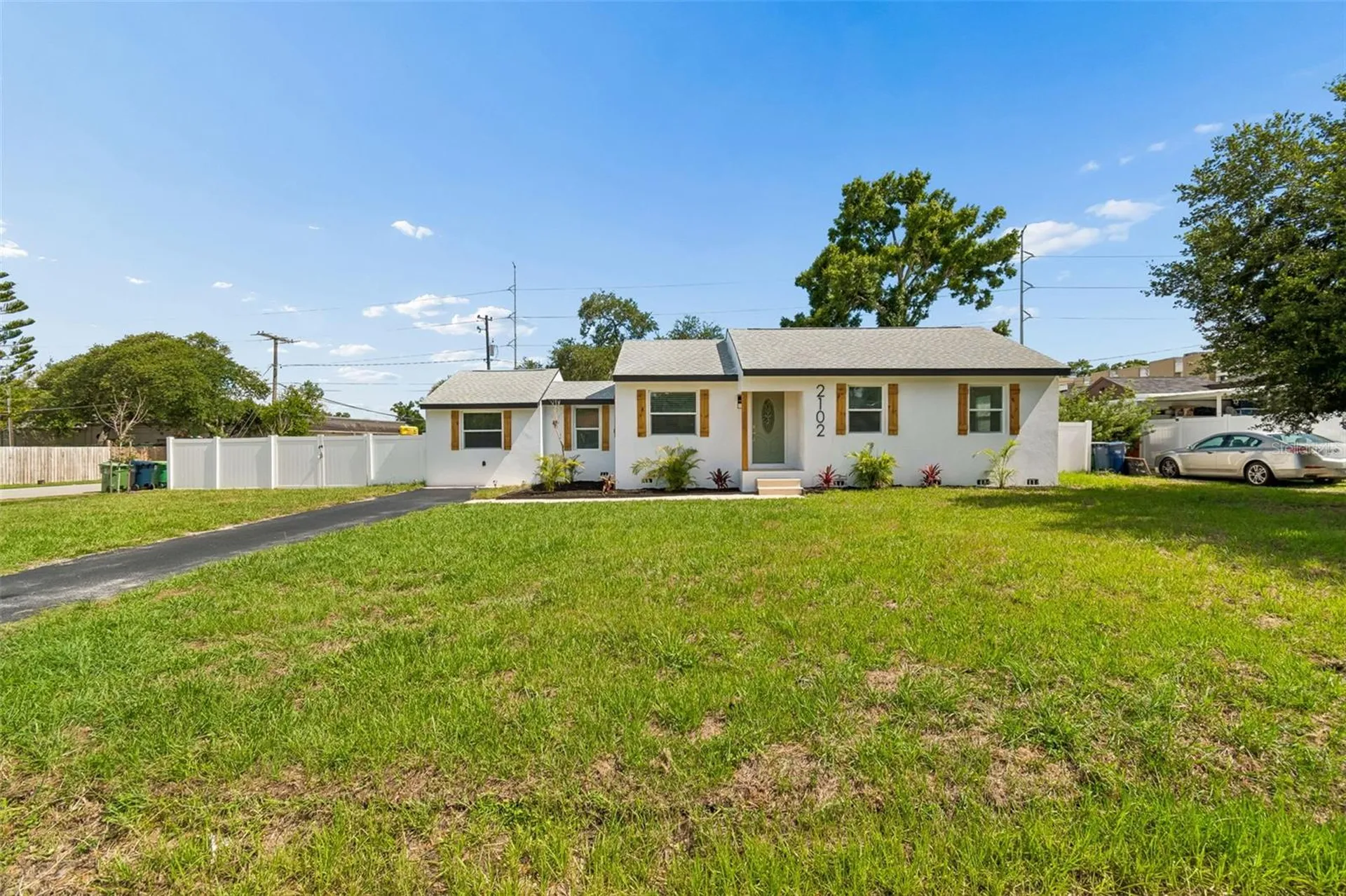 2102 W Ferris Avenue Tampa FL 33603