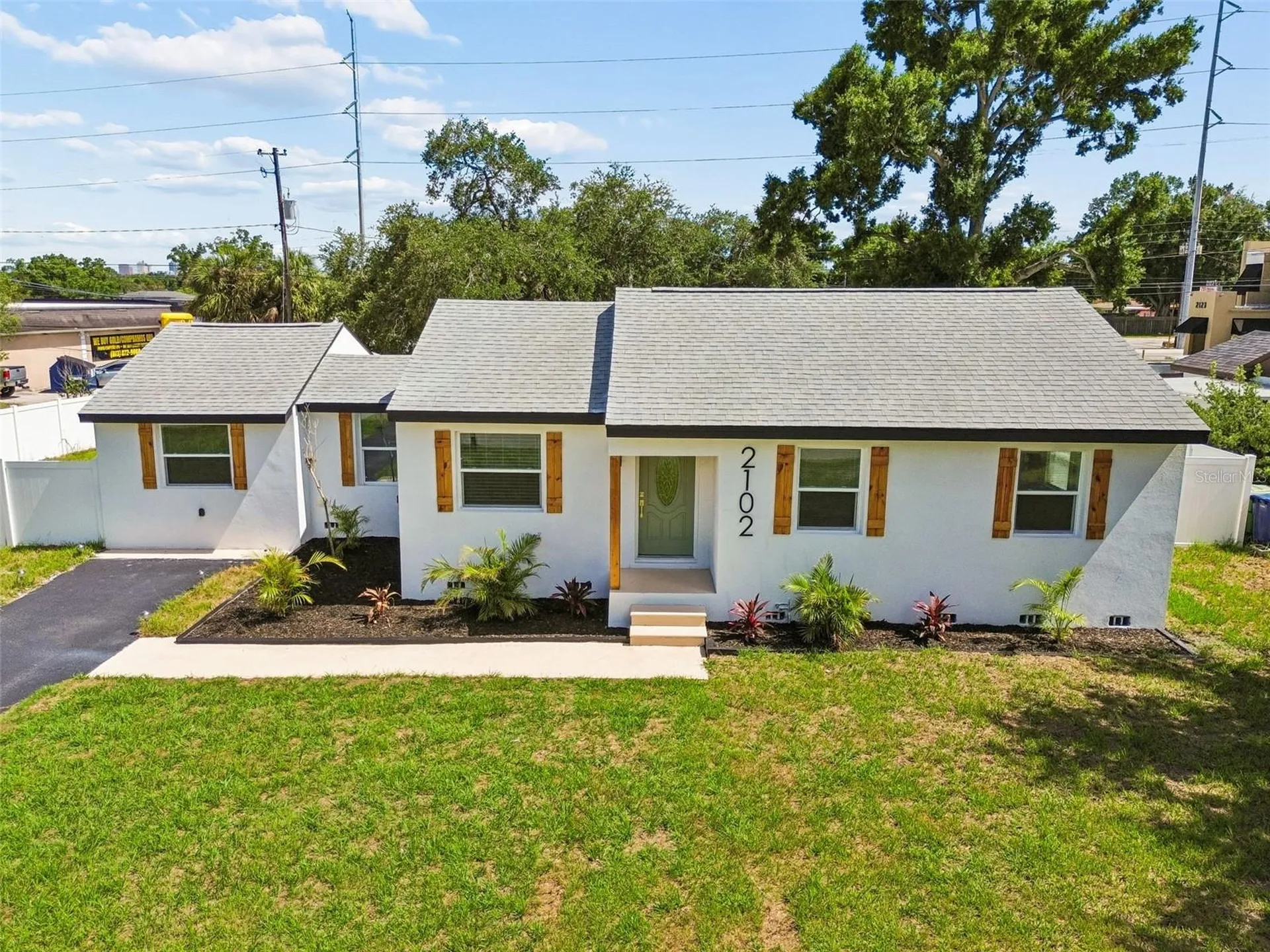 2102 W Ferris Avenue Tampa FL 33603