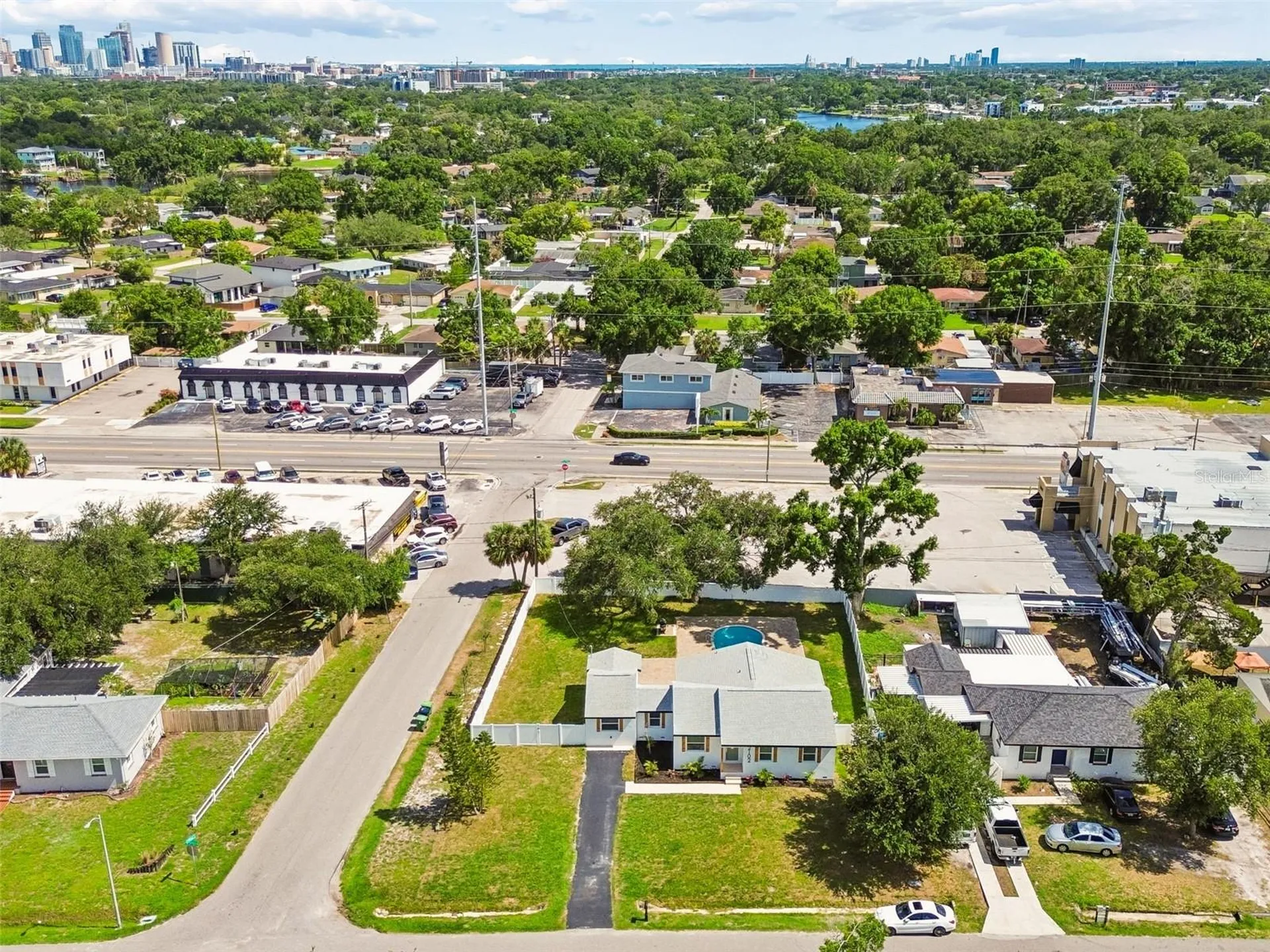 2102 W Ferris Avenue Tampa FL 33603