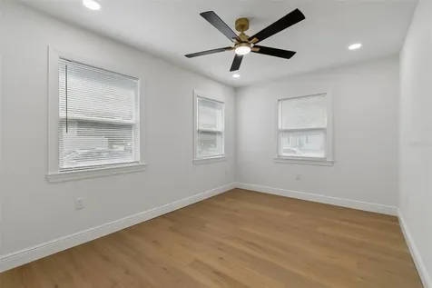 2102 W Ferris Avenue Tampa FL 33603