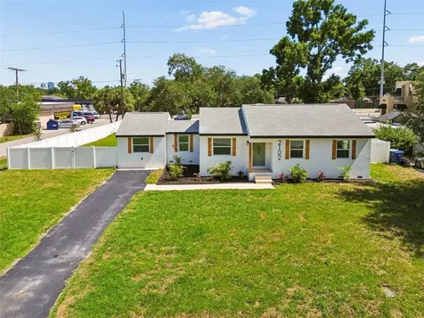 2102 W Ferris Avenue Tampa FL 33603