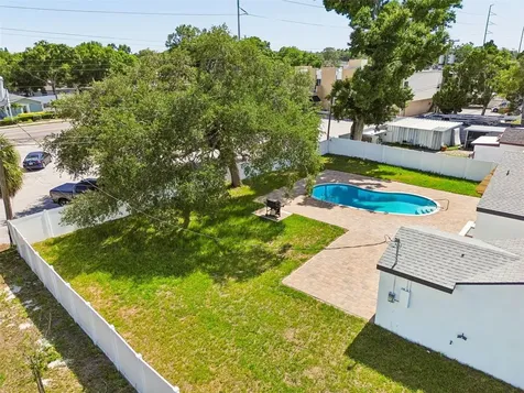 2102 W Ferris Avenue Tampa FL 33603