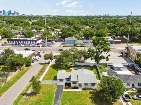 2102 W Ferris Avenue Tampa FL 33603