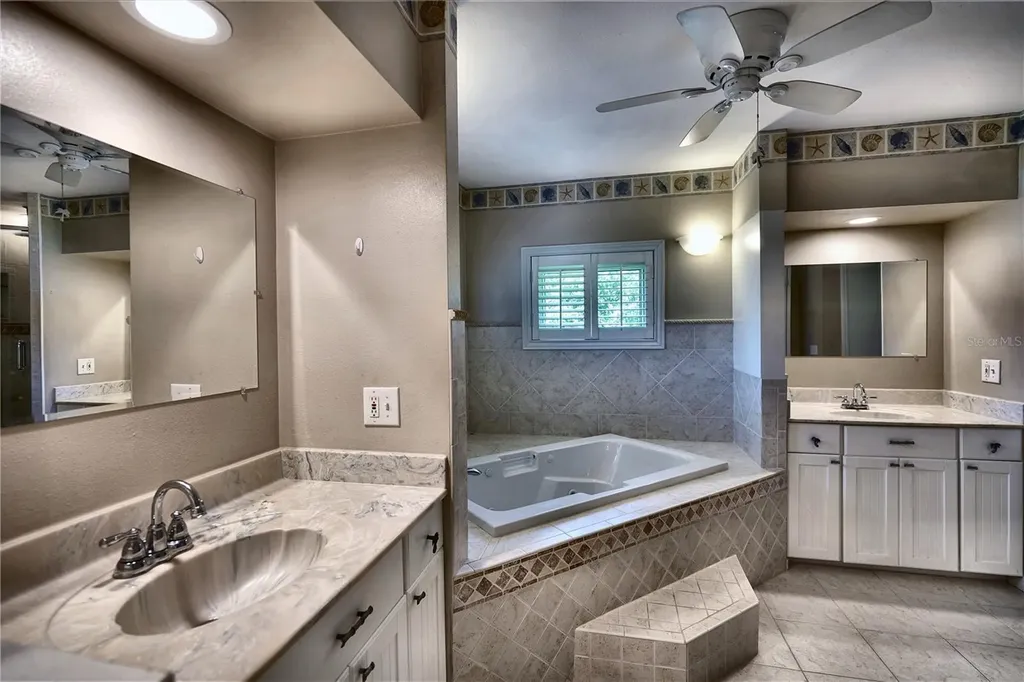 2724 Abbey Avenue Orlando FL 32833