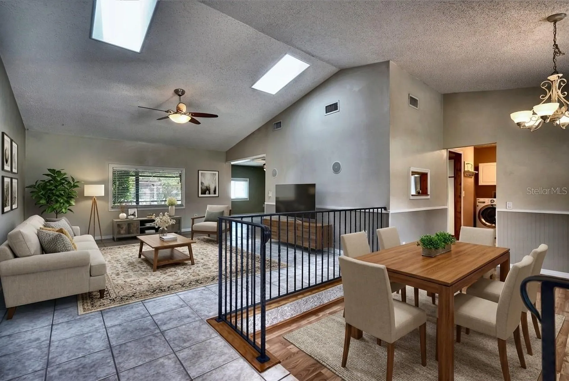2724 Abbey Avenue Orlando FL 32833