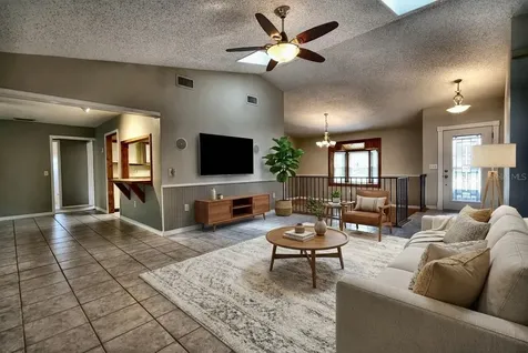 2724 Abbey Avenue Orlando FL 32833