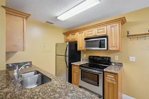 2584 Grassy Point Drive Lake Mary FL 32746