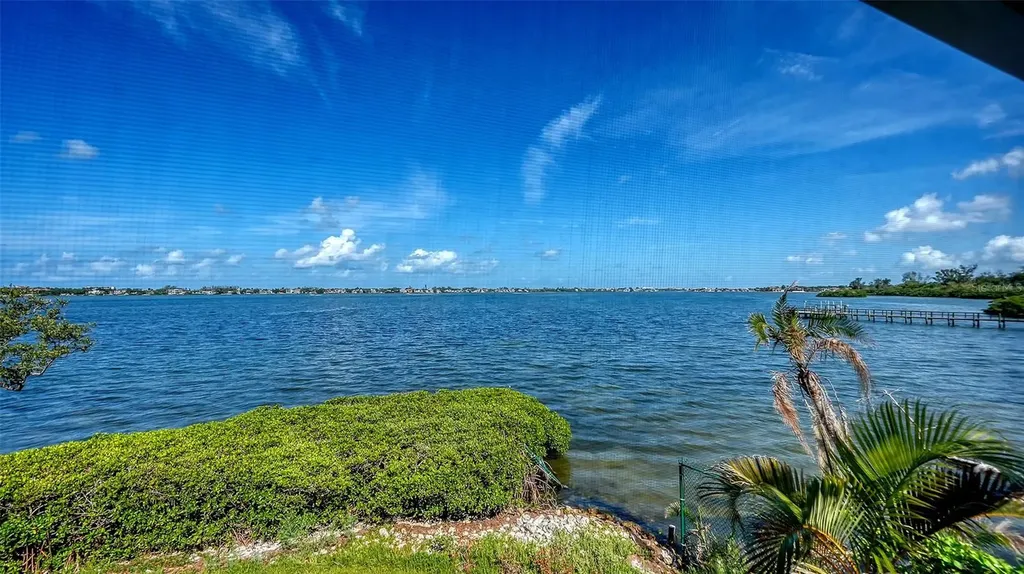 1503 Clower Creek Drive Sarasota FL 34231