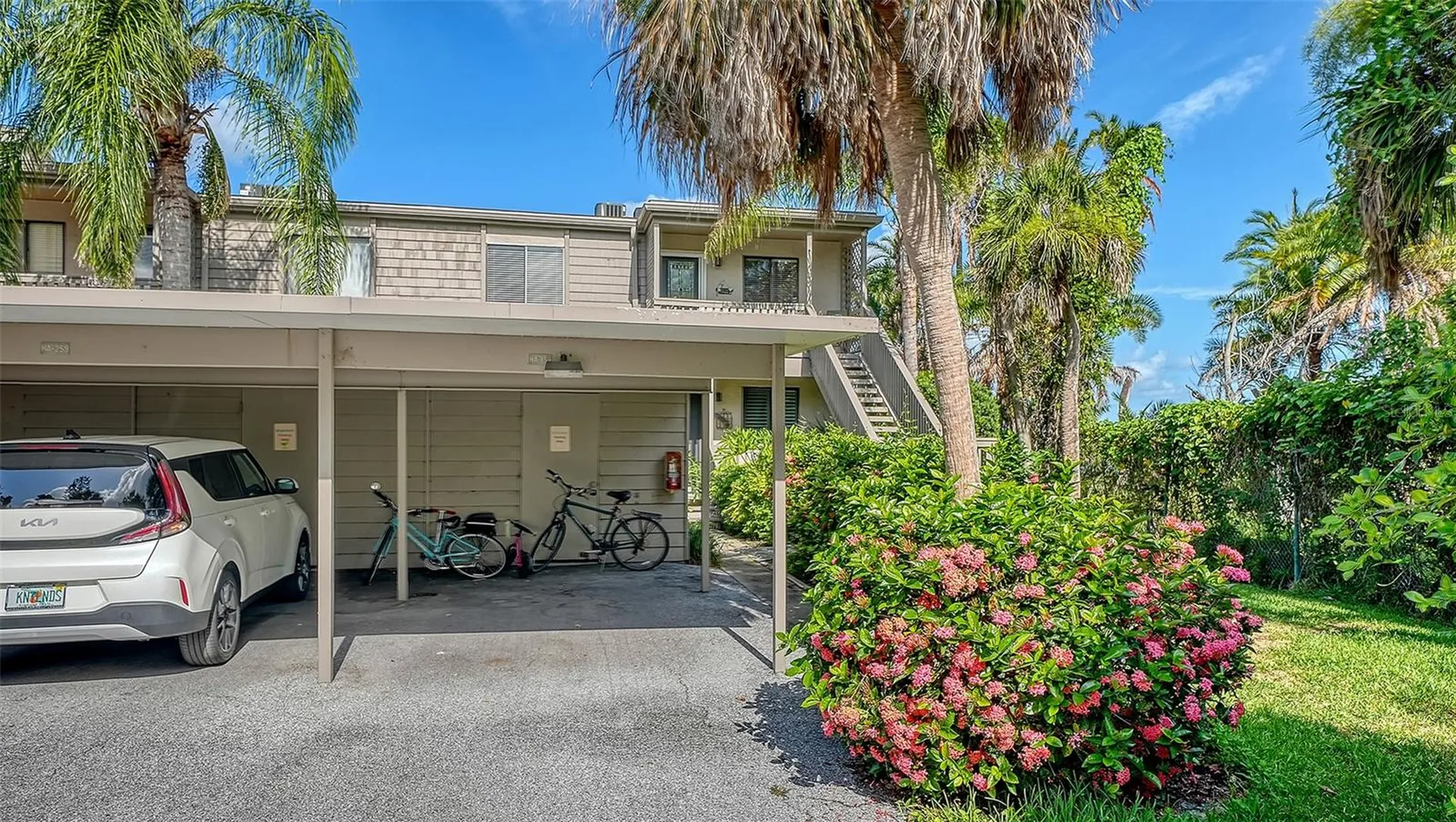 1503 Clower Creek Drive Sarasota FL 34231