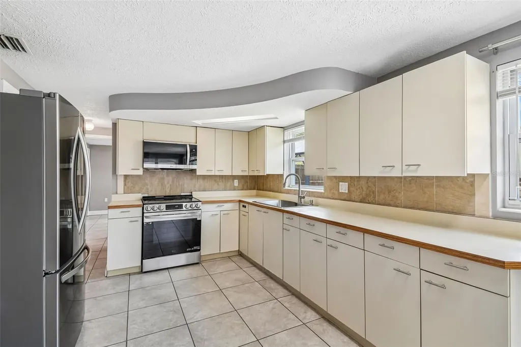 4041 Valencia Drive New Port Richey FL 34652