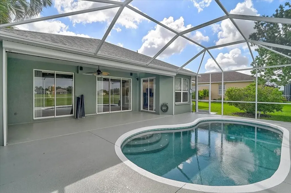 10647 Old Grove Circle Bradenton FL 34212