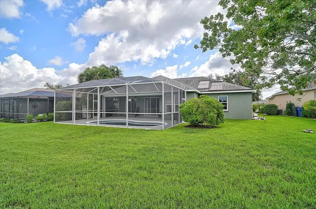 10647 Old Grove Circle Bradenton FL 34212