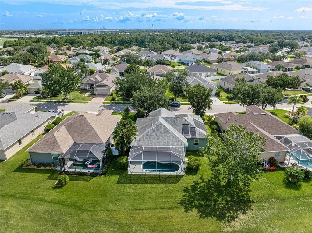 10647 Old Grove Circle Bradenton FL 34212