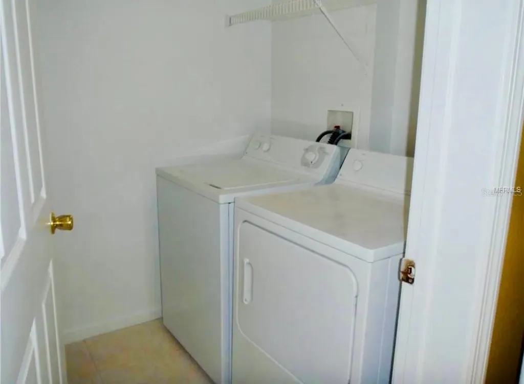 737 Crest Pines Drive Orlando FL 32828