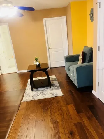 4015 Lakeside Reserve Lane Orlando FL 32810