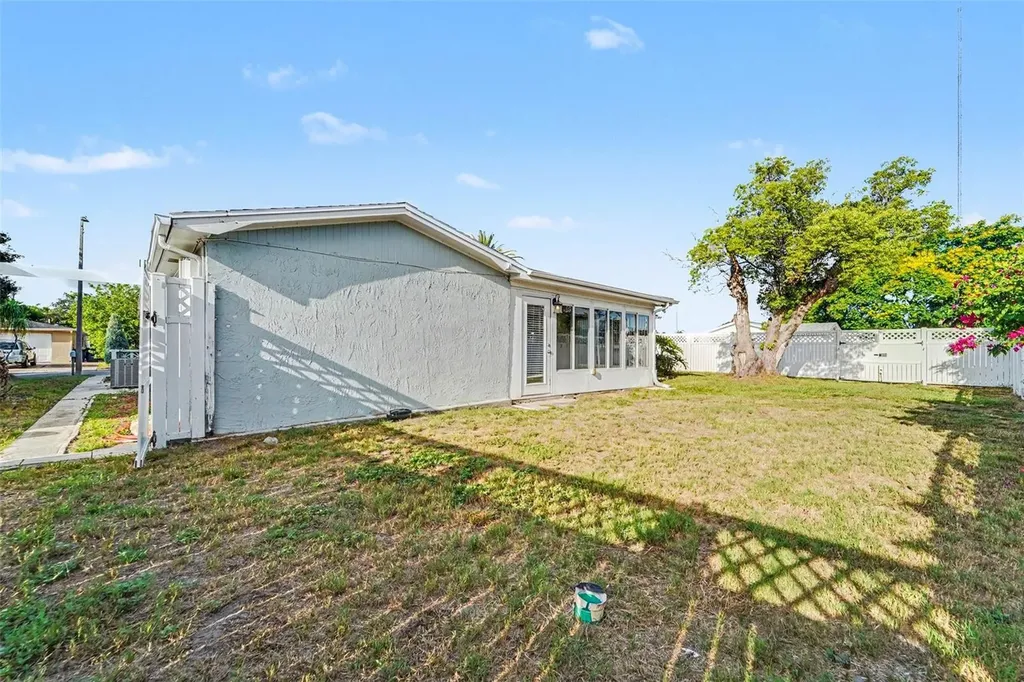 3207 Salisbury Drive Holiday FL 34691