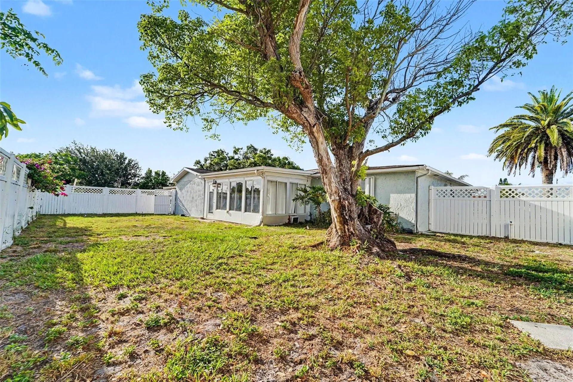 3207 Salisbury Drive Holiday FL 34691
