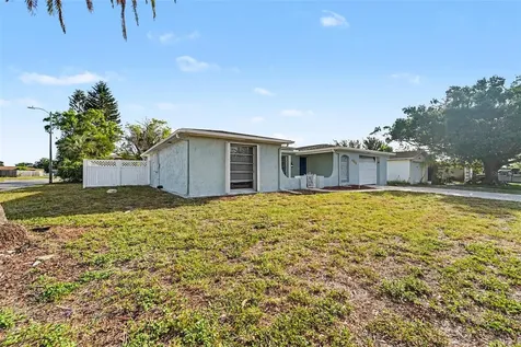 3207 Salisbury Drive Holiday FL 34691