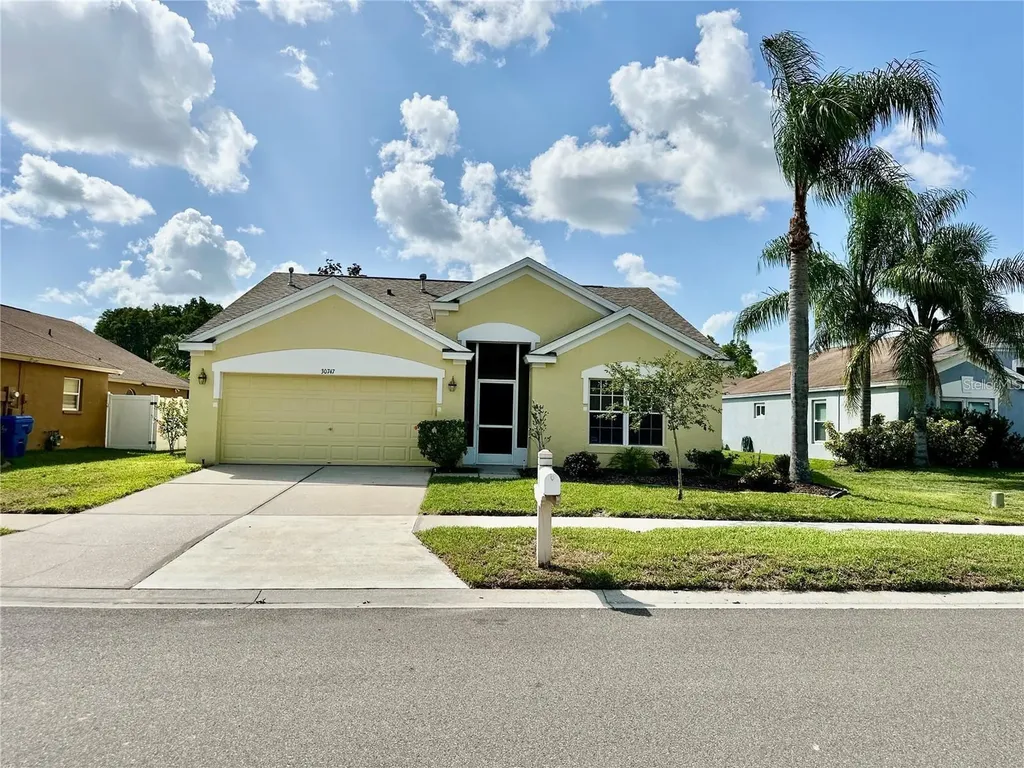30747 Burleigh Drive Wesley Chapel FL 33543