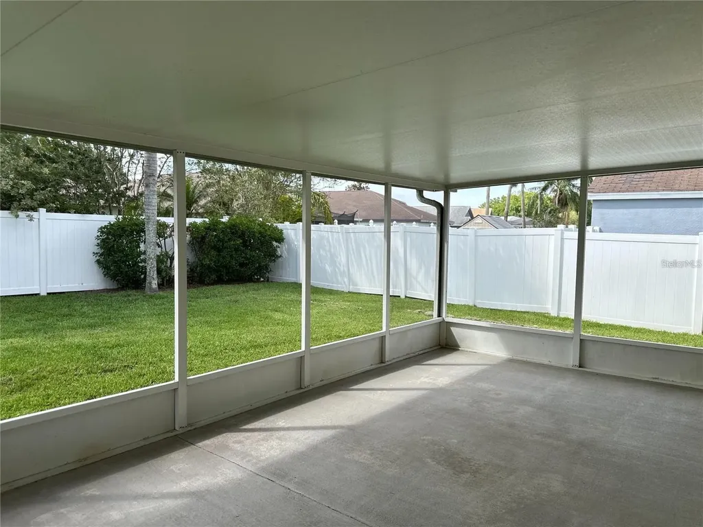 30747 Burleigh Drive Wesley Chapel FL 33543