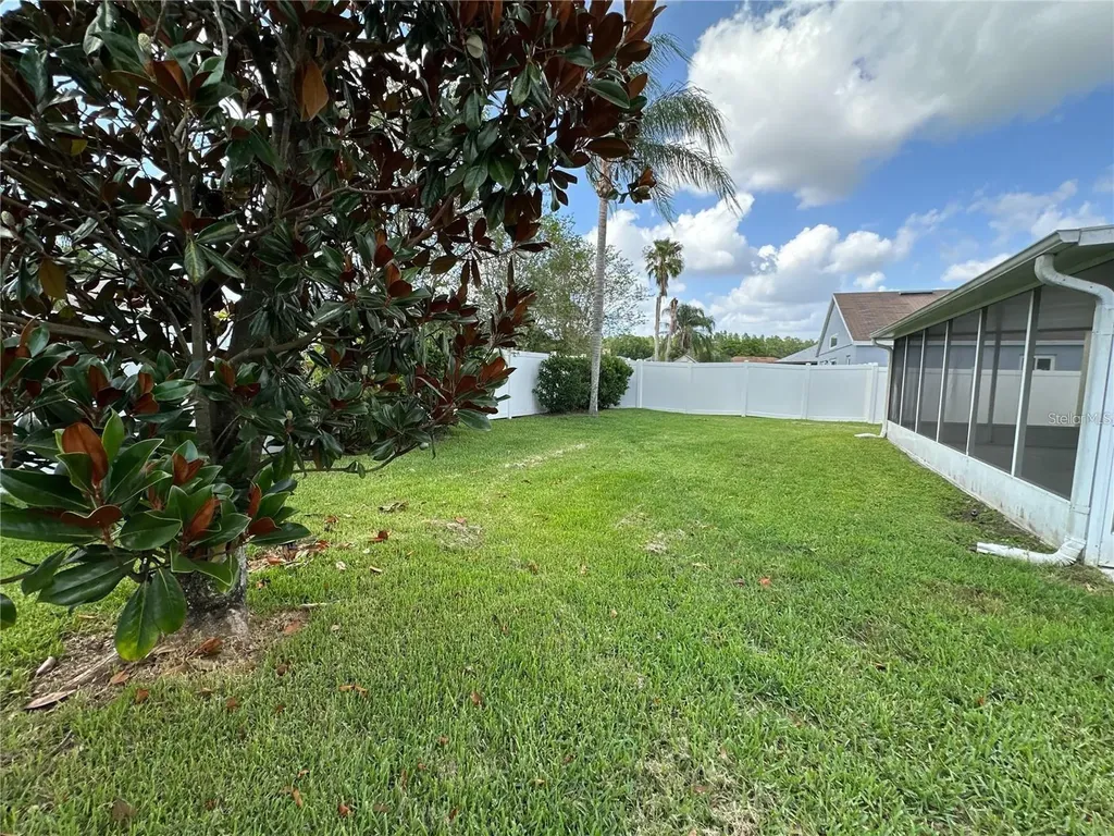 30747 Burleigh Drive Wesley Chapel FL 33543