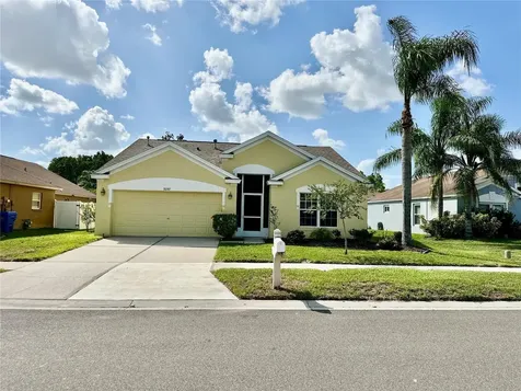 30747 Burleigh Drive Wesley Chapel FL 33543
