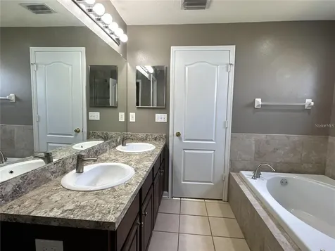 30747 Burleigh Drive Wesley Chapel FL 33543