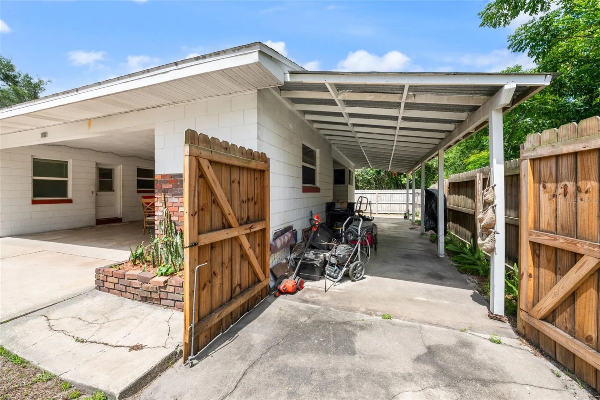 106 N Kentucky Avenue Deland FL 32724