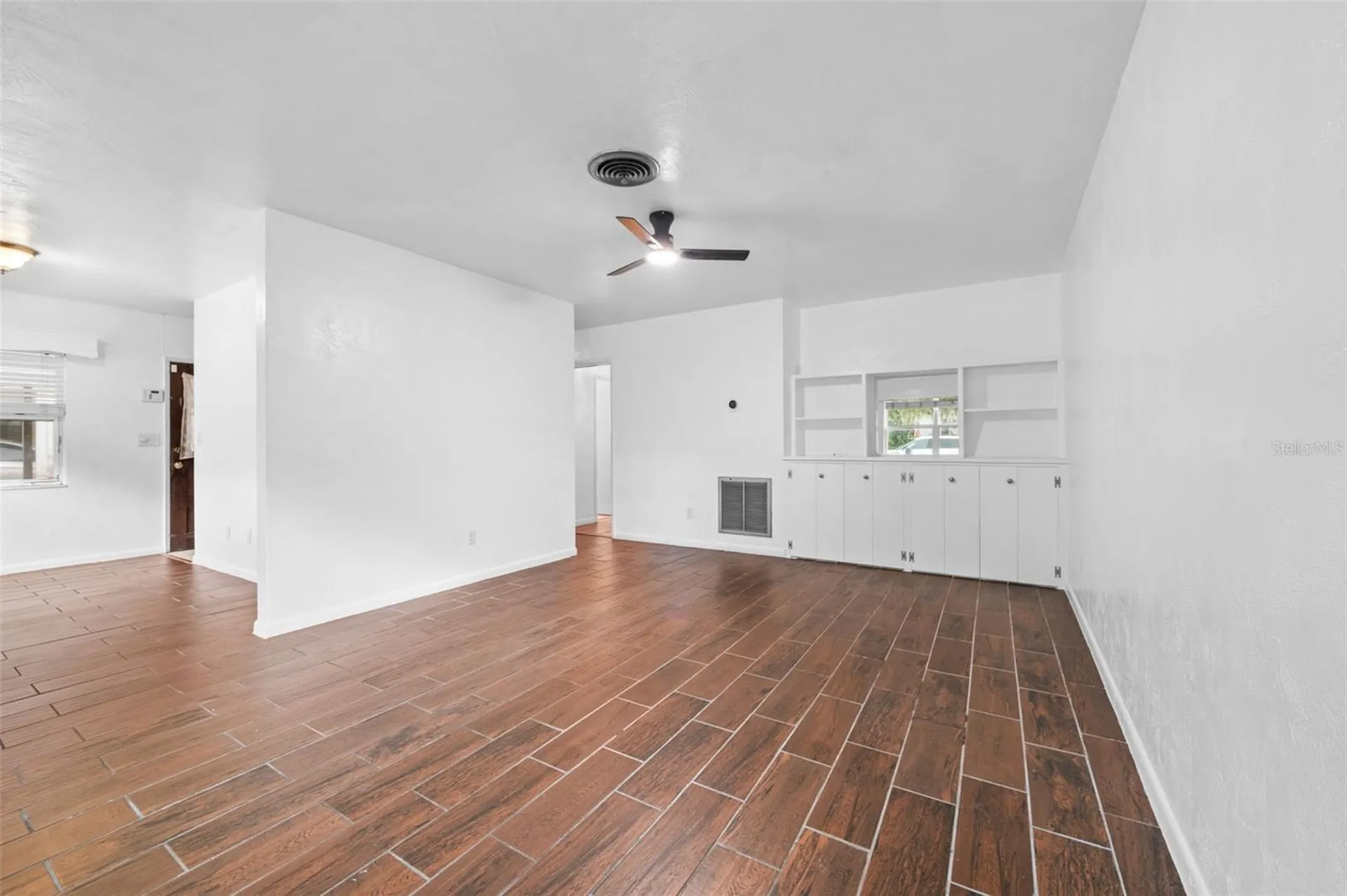 106 N Kentucky Avenue Deland FL 32724