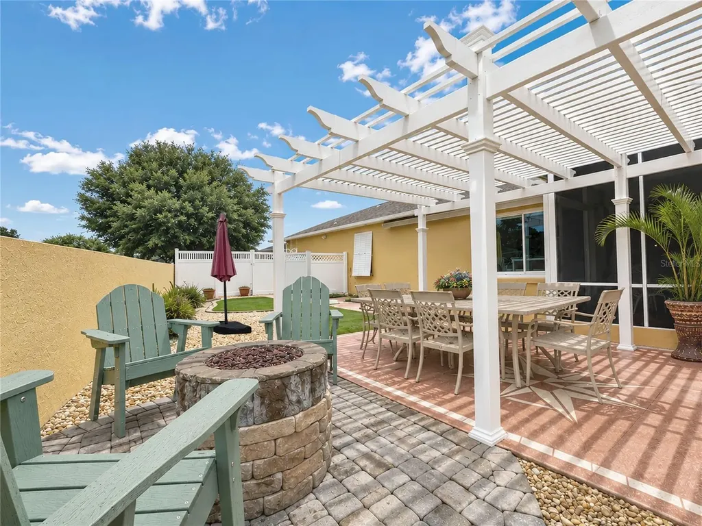 853 Winchester Court The Villages FL 32162