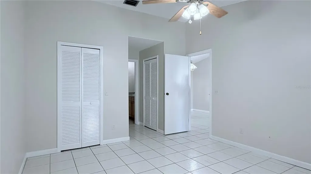 11803 Classic Lake Way Tampa FL 33635