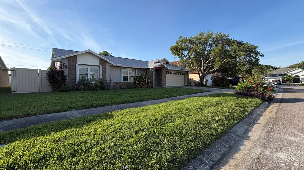 11803 Classic Lake Way Tampa FL 33635