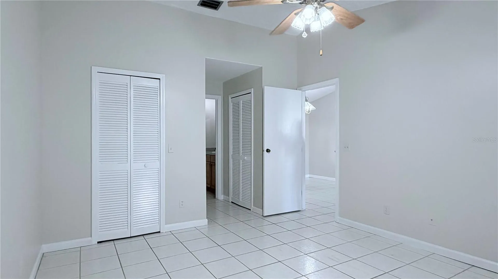 11803 Classic Lake Way Tampa FL 33635