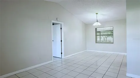 11803 Classic Lake Way Tampa FL 33635