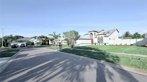 11803 Classic Lake Way Tampa FL 33635
