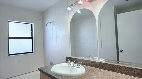 11803 Classic Lake Way Tampa FL 33635