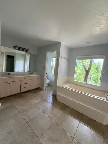 1207 Almond Tree Court Orlando FL 32835