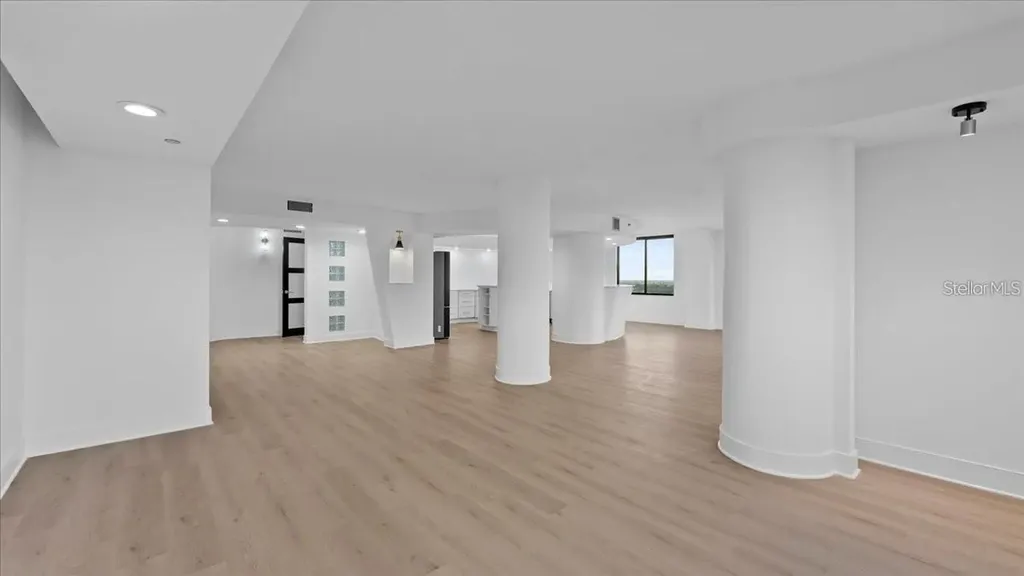 400 E Colonial Drive Orlando FL 32803