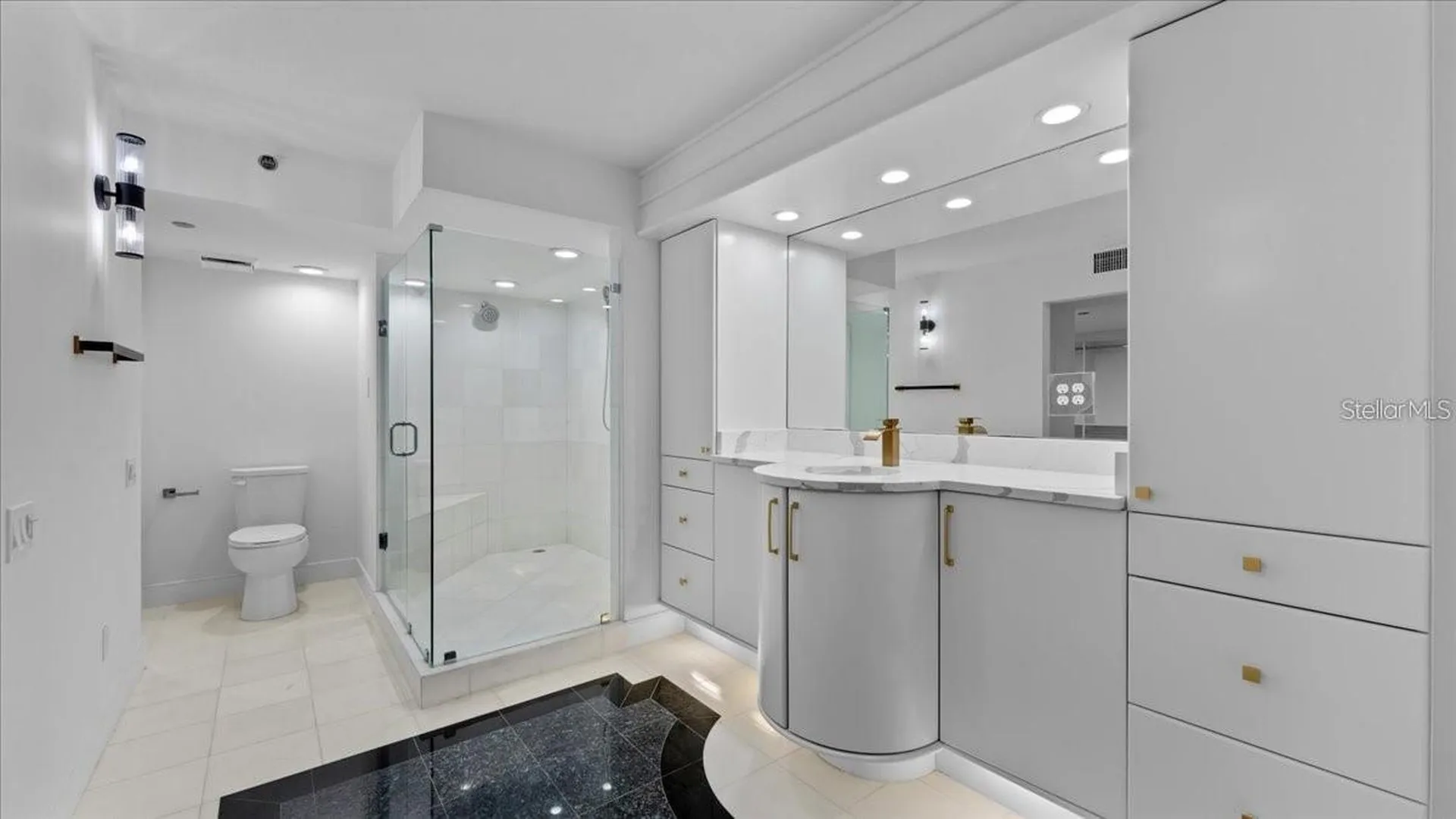 400 E Colonial Drive Orlando FL 32803