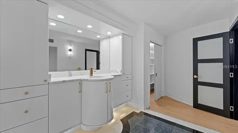 400 E Colonial Drive Orlando FL 32803